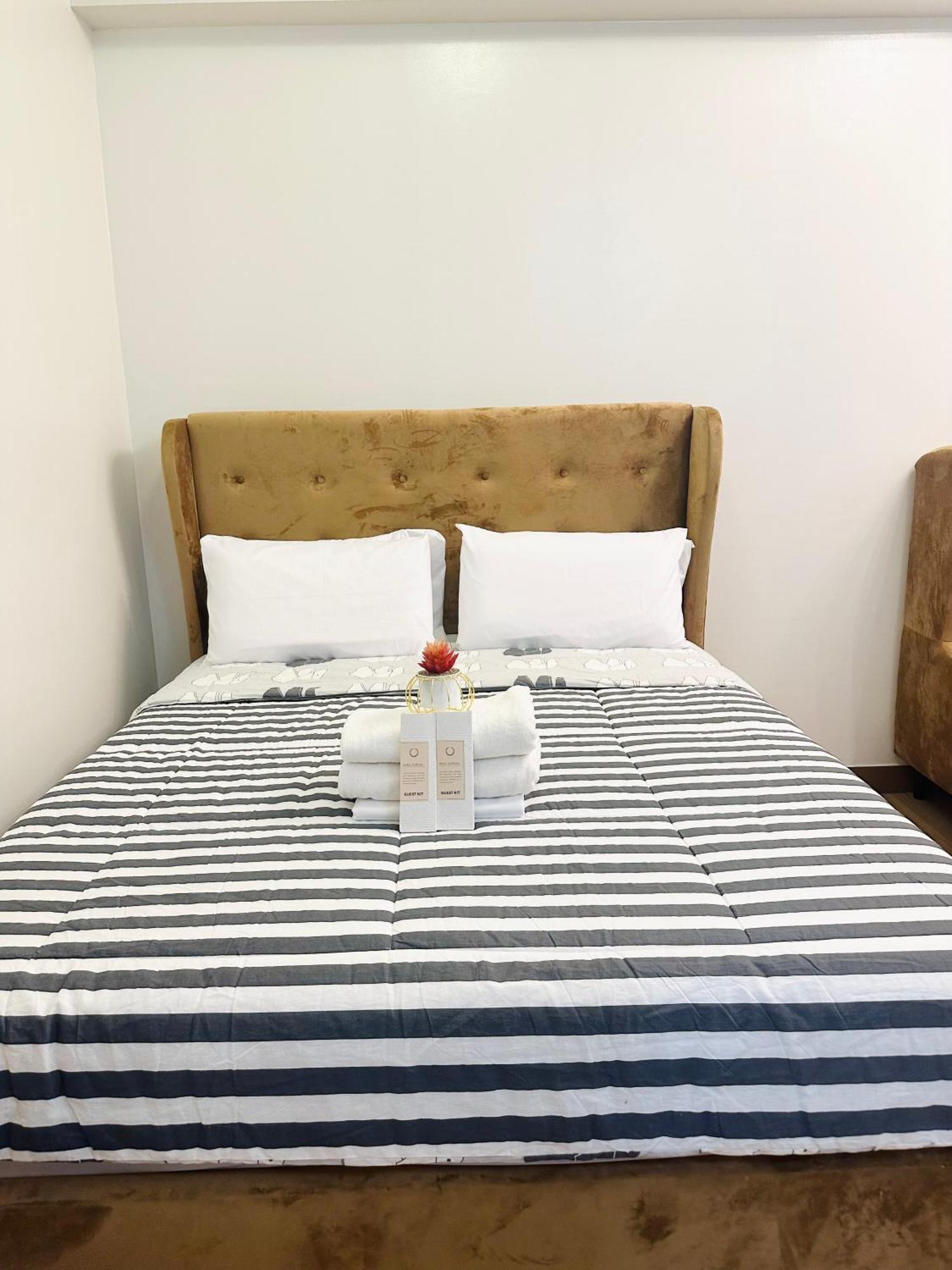 Starlight Suites Trece Martires المظهر الخارجي الصورة