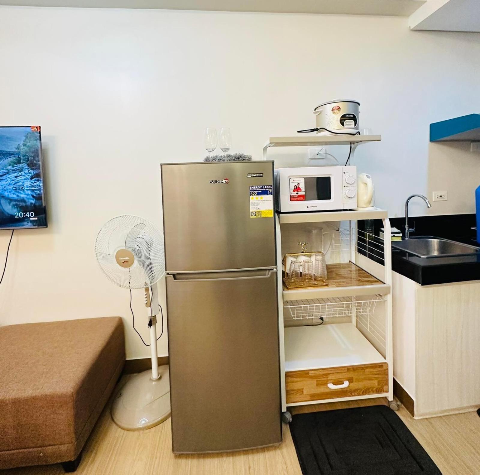 Starlight Suites Trece Martires المظهر الخارجي الصورة