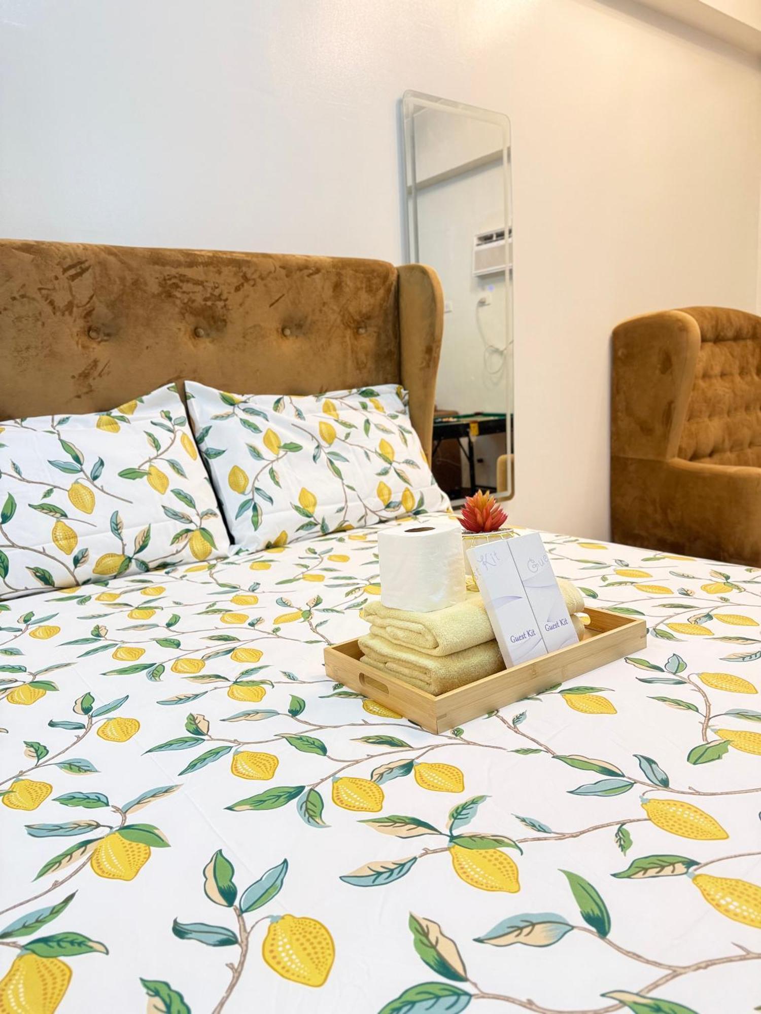 Starlight Suites Trece Martires المظهر الخارجي الصورة